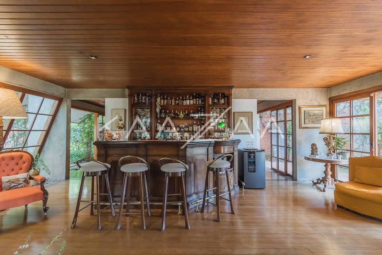 Viver em tranquilidade sem sair de São Paulo. Casa com ares de campo, em Cidade Jardim. - Foto 9