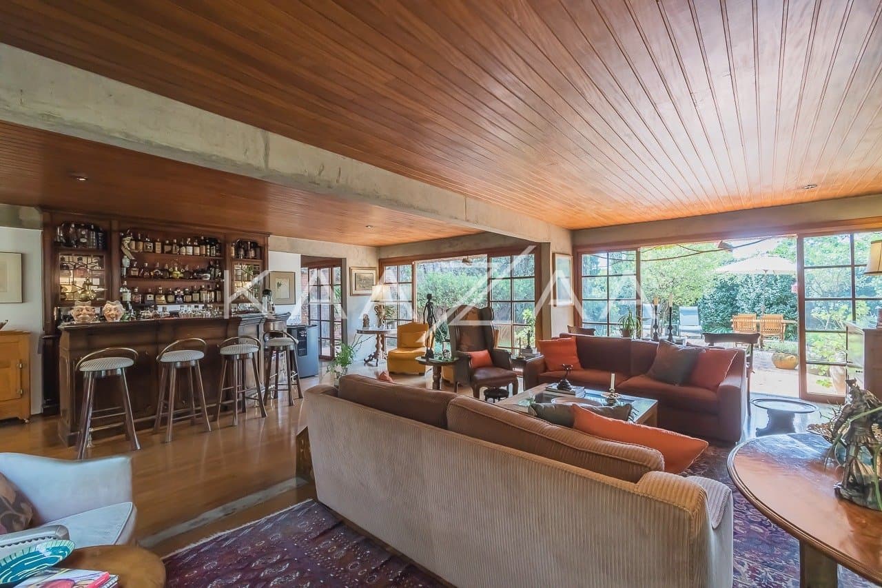 Viver em tranquilidade sem sair de São Paulo. Casa com ares de campo, em Cidade Jardim. - Foto 10