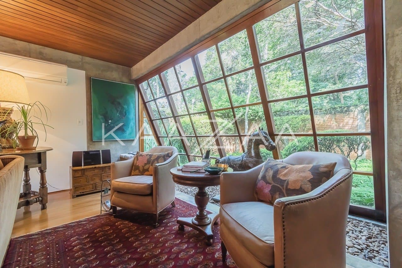 Viver em tranquilidade sem sair de São Paulo. Casa com ares de campo, em Cidade Jardim. - Foto 13