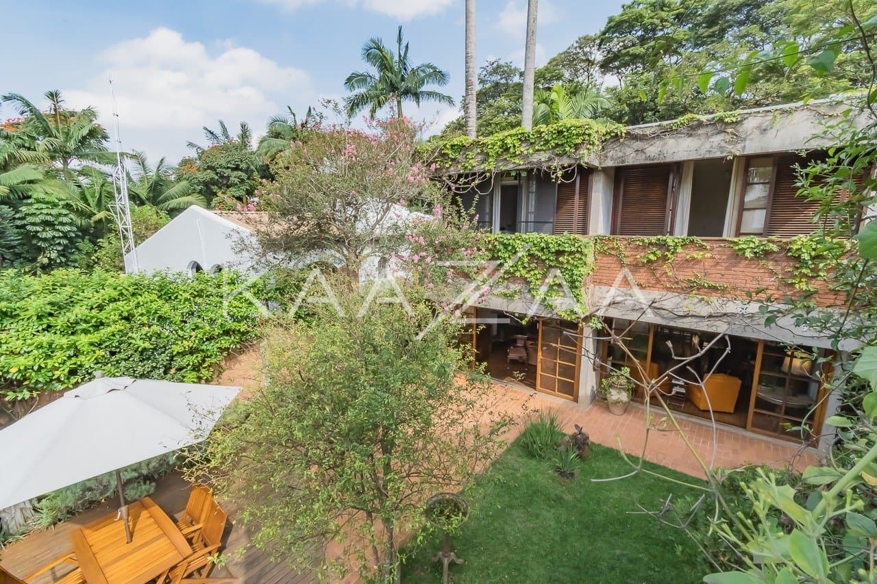 Viver em tranquilidade sem sair de São Paulo. Casa com ares de campo, em Cidade Jardim. - Foto 23