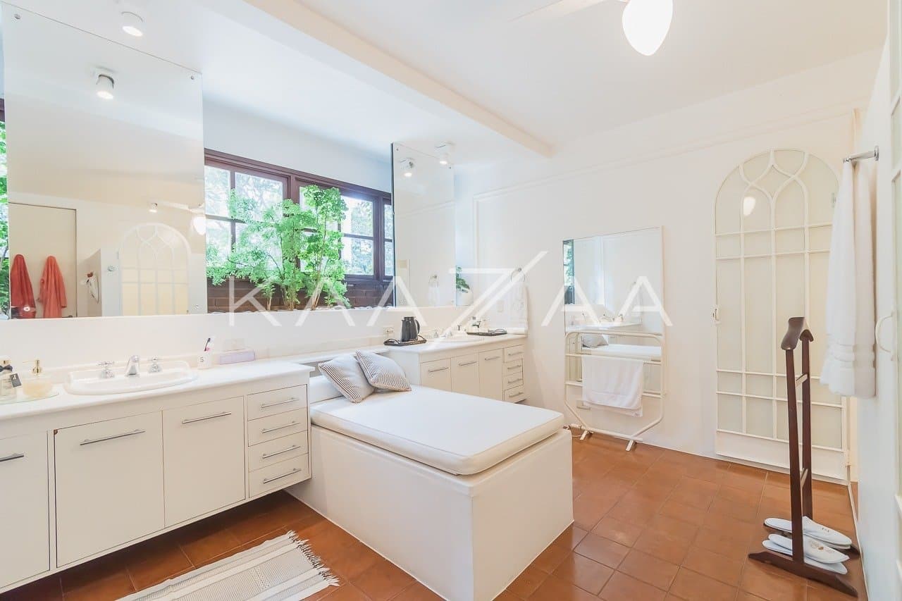 Viver em tranquilidade sem sair de São Paulo. Casa com ares de campo, em Cidade Jardim. - Foto 24