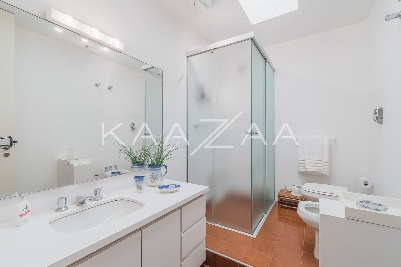 Viver em tranquilidade sem sair de São Paulo. Casa com ares de campo, em Cidade Jardim. - Foto 31