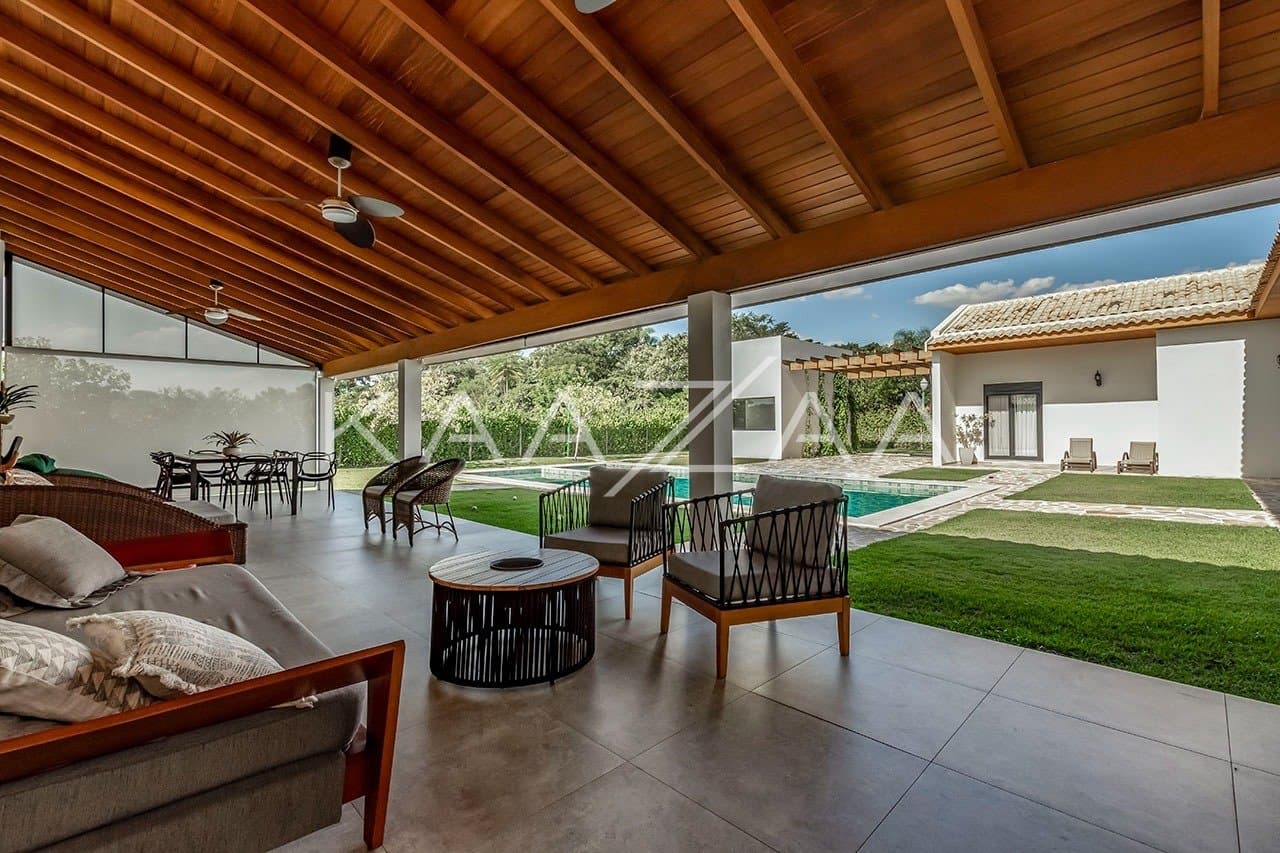 Clima perfeito para imersão na natureza, nesta casa térrea com lazer completo. Na Fazenda Boa Vista. - Foto 7