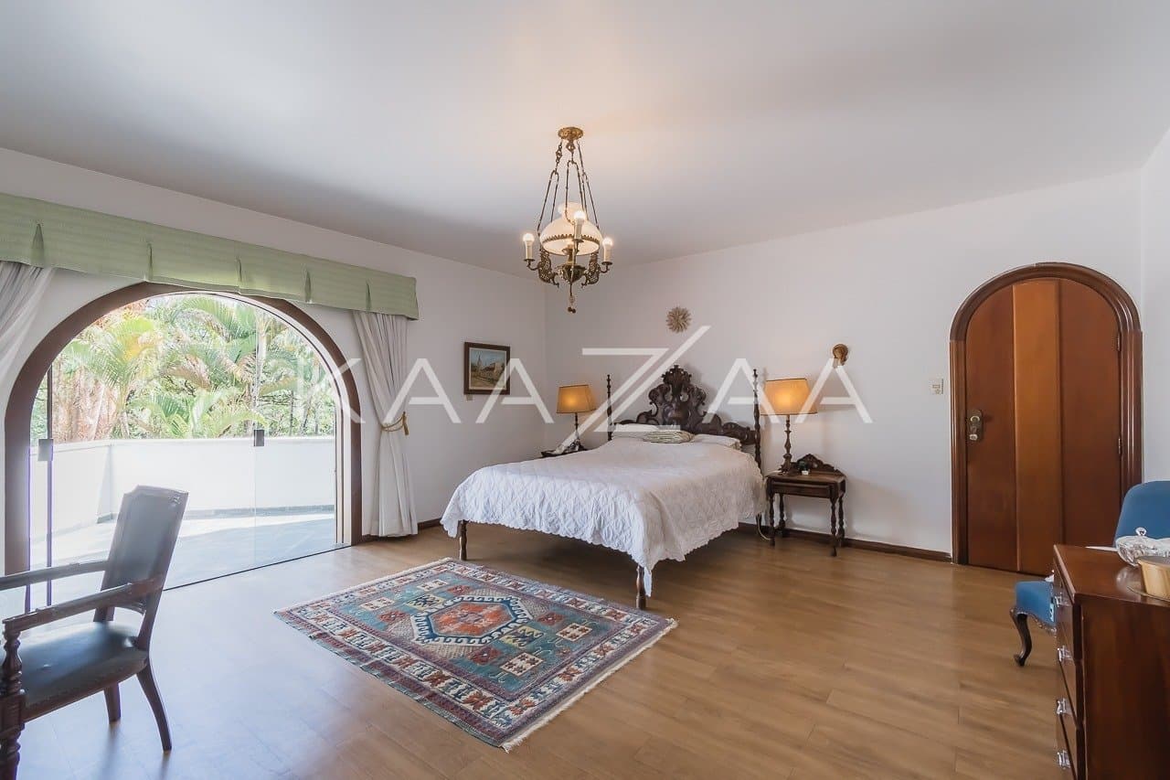 Casa com ares frescos, paisagismo e muita tranquilidade. Uma planta inigualável, no Jardim Guedala. - Foto 23