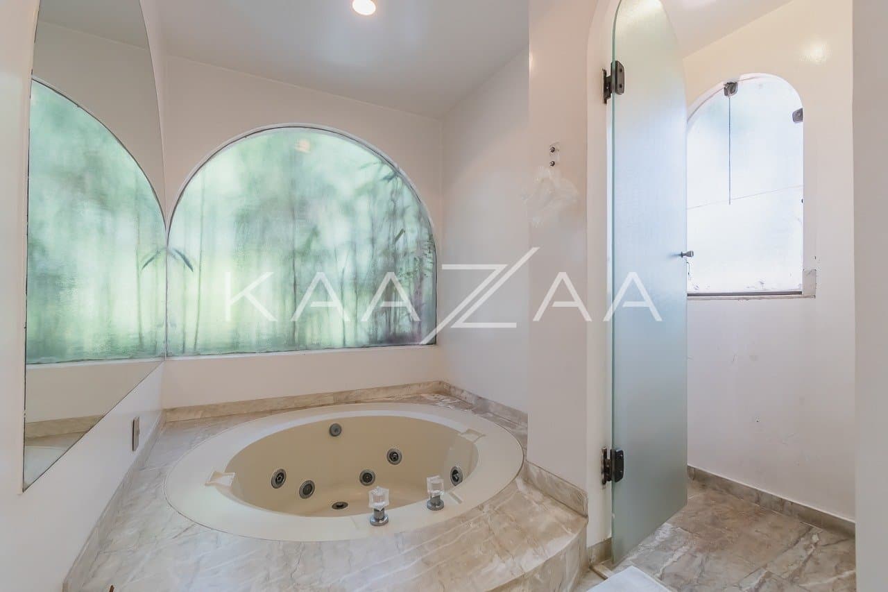 Casa com ares frescos, paisagismo e muita tranquilidade. Uma planta inigualável, no Jardim Guedala. - Foto 27