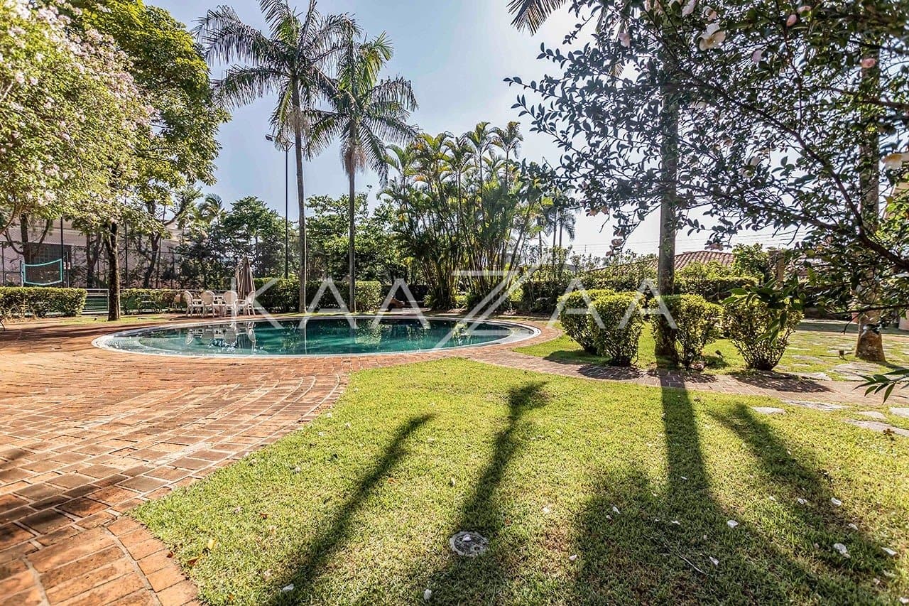 Casa fantástica em estilo tradicional, sem sair de São Paulo. Na Cidade Jardim. - Foto 4