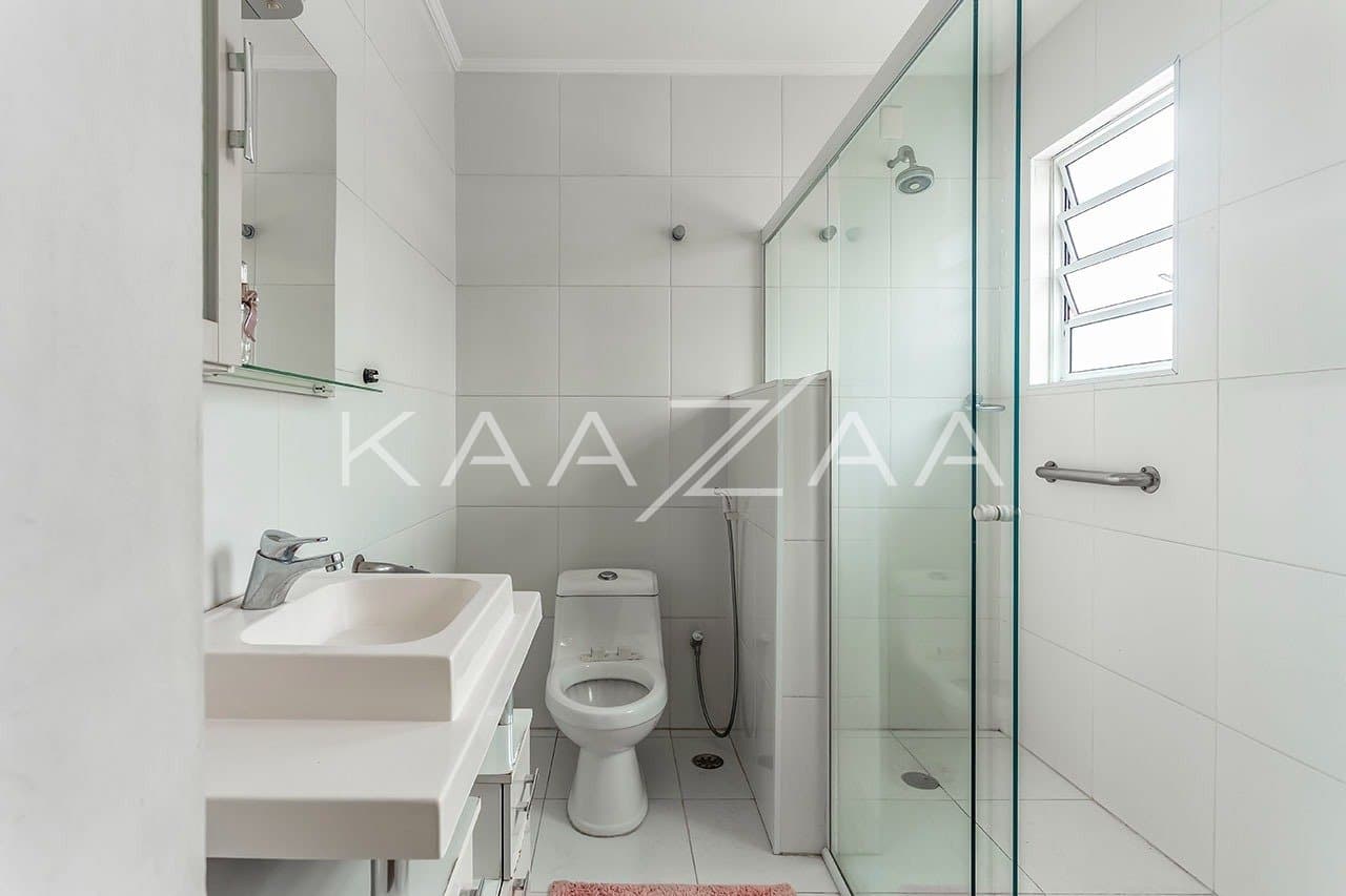 Casa ampla, em rua arborizada e muito bem localizada, no Jardim Paulista. - Foto 7