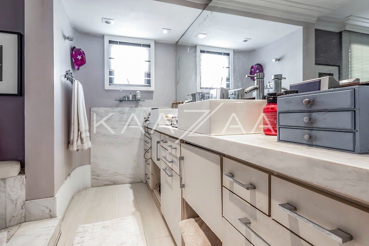 Cobertura duplex ampla e versátil. Para reforma, com ótima vista no Real Parque. - Foto 12