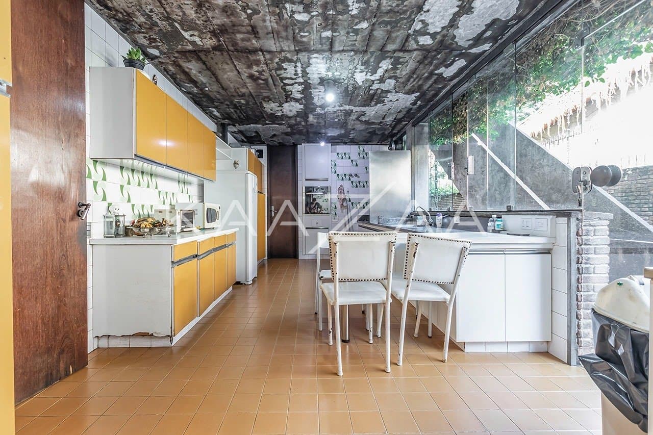 Clima modernista, para contemplar a natureza em espaços sofisticados nesta casa em Cidade Jardim. - Foto 14