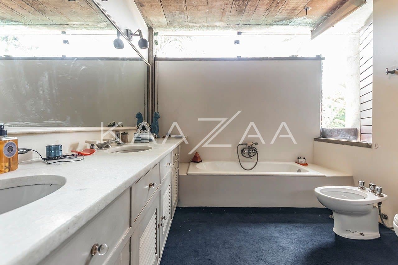 Clima modernista, para contemplar a natureza em espaços sofisticados nesta casa em Cidade Jardim. - Foto 17