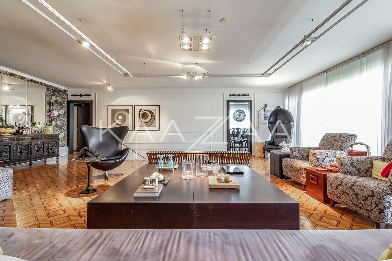 Casa pensada com bom gosto, materiais de primeira e muita brecha para o sossego. Em Alto de Pinheiros. - Foto 4