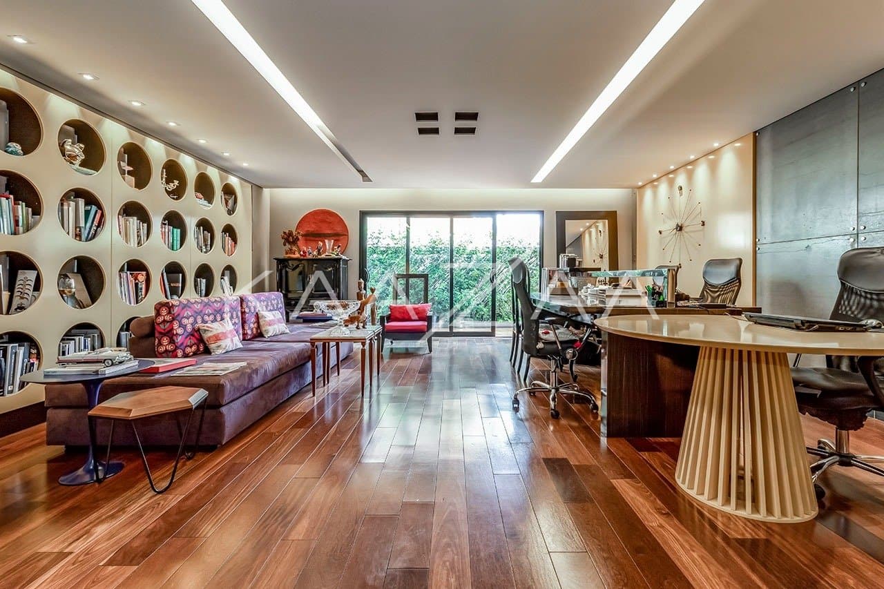 Casa pensada com bom gosto, materiais de primeira e muita brecha para o sossego. Em Alto de Pinheiros. - Foto 6