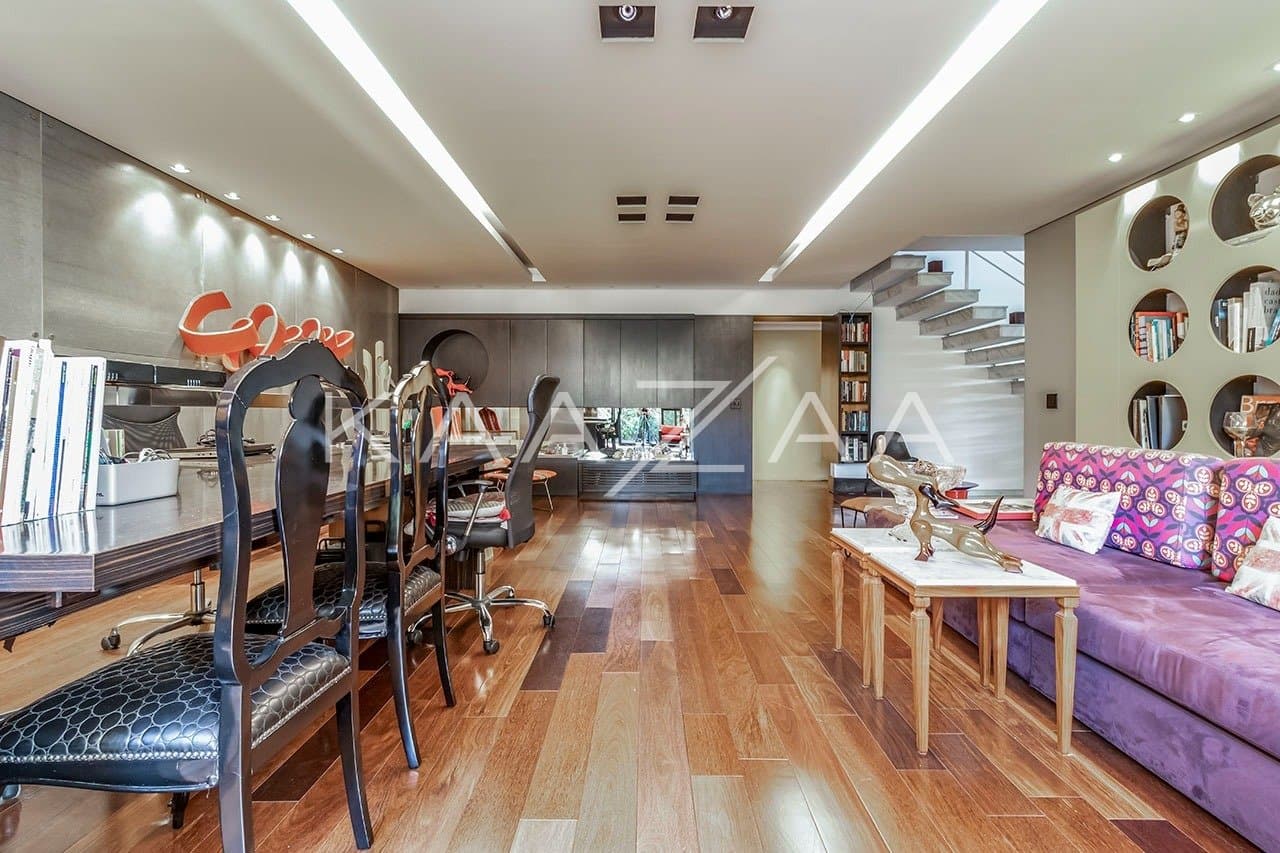 Casa pensada com bom gosto, materiais de primeira e muita brecha para o sossego. Em Alto de Pinheiros. - Foto 12