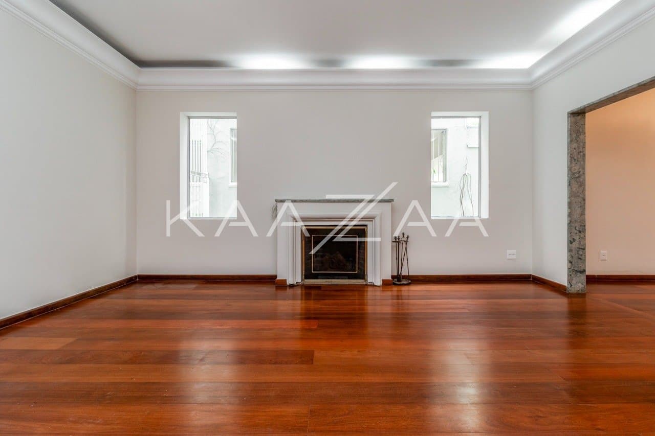 Casa confortável com terraço, em rua tranquila no Jardim Paulista. - Foto 3