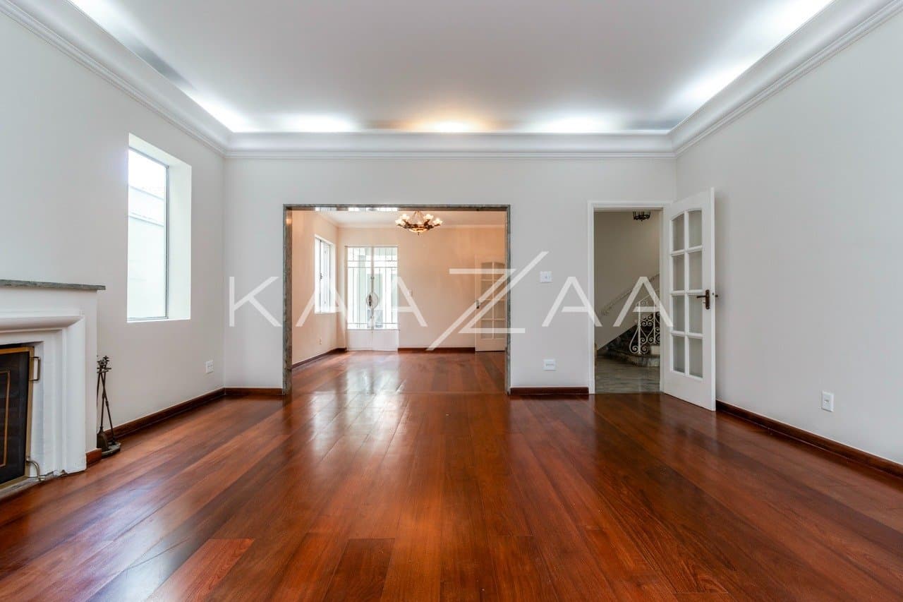 Casa confortável com terraço, em rua tranquila no Jardim Paulista. - Foto 4