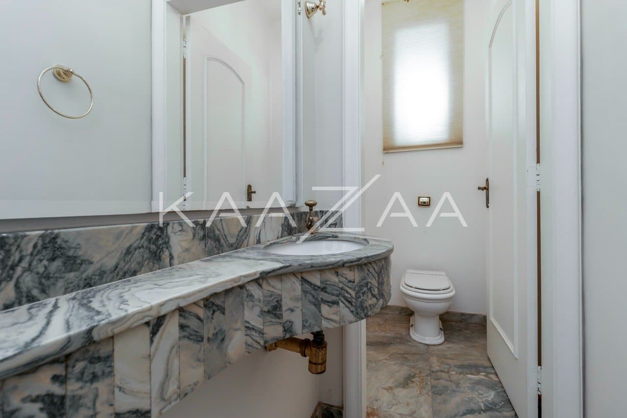 Casa confortável com terraço, em rua tranquila no Jardim Paulista. - Foto 11