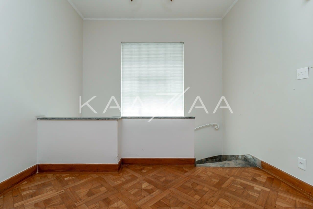 Casa confortável com terraço, em rua tranquila no Jardim Paulista. - Foto 15