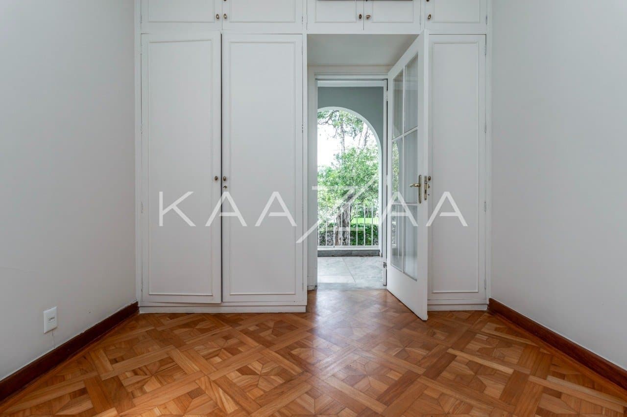 Casa confortável com terraço, em rua tranquila no Jardim Paulista. - Foto 19