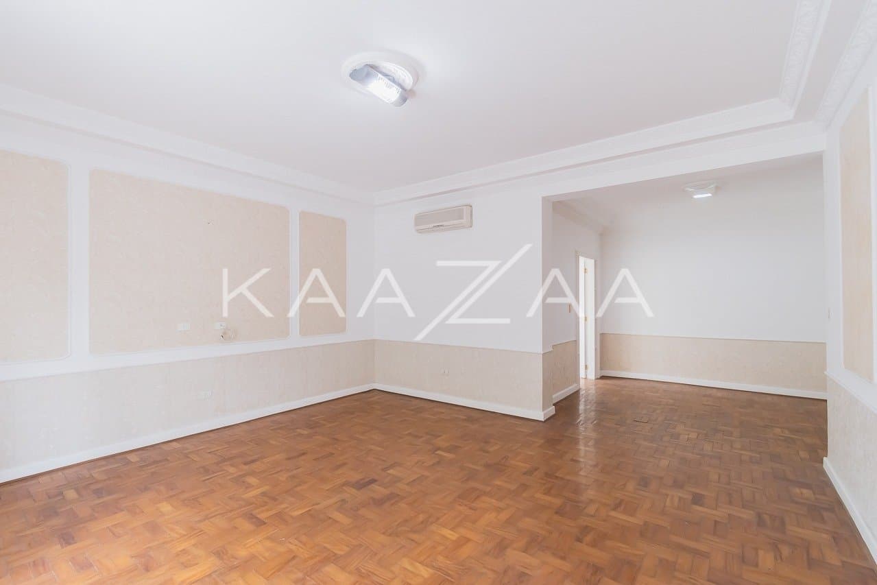 Ambientes leves e espaçosos, nesta casa de 480m² com 4 suítes no Jardim Paulista. - Foto 14