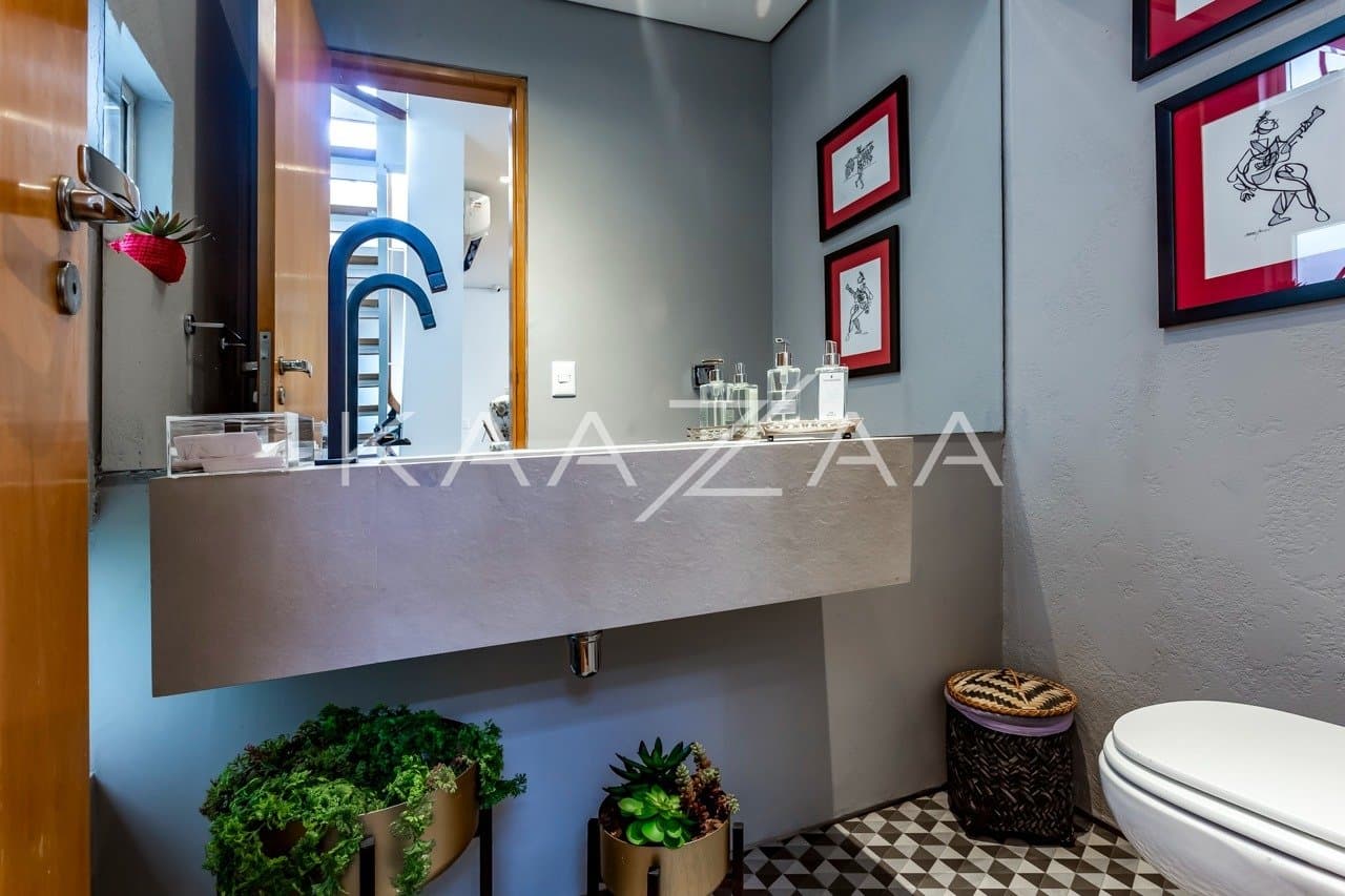 Casa super prática e bem construída. Muita luz natural e tranquilidade no Jardim Europa. - Foto 10