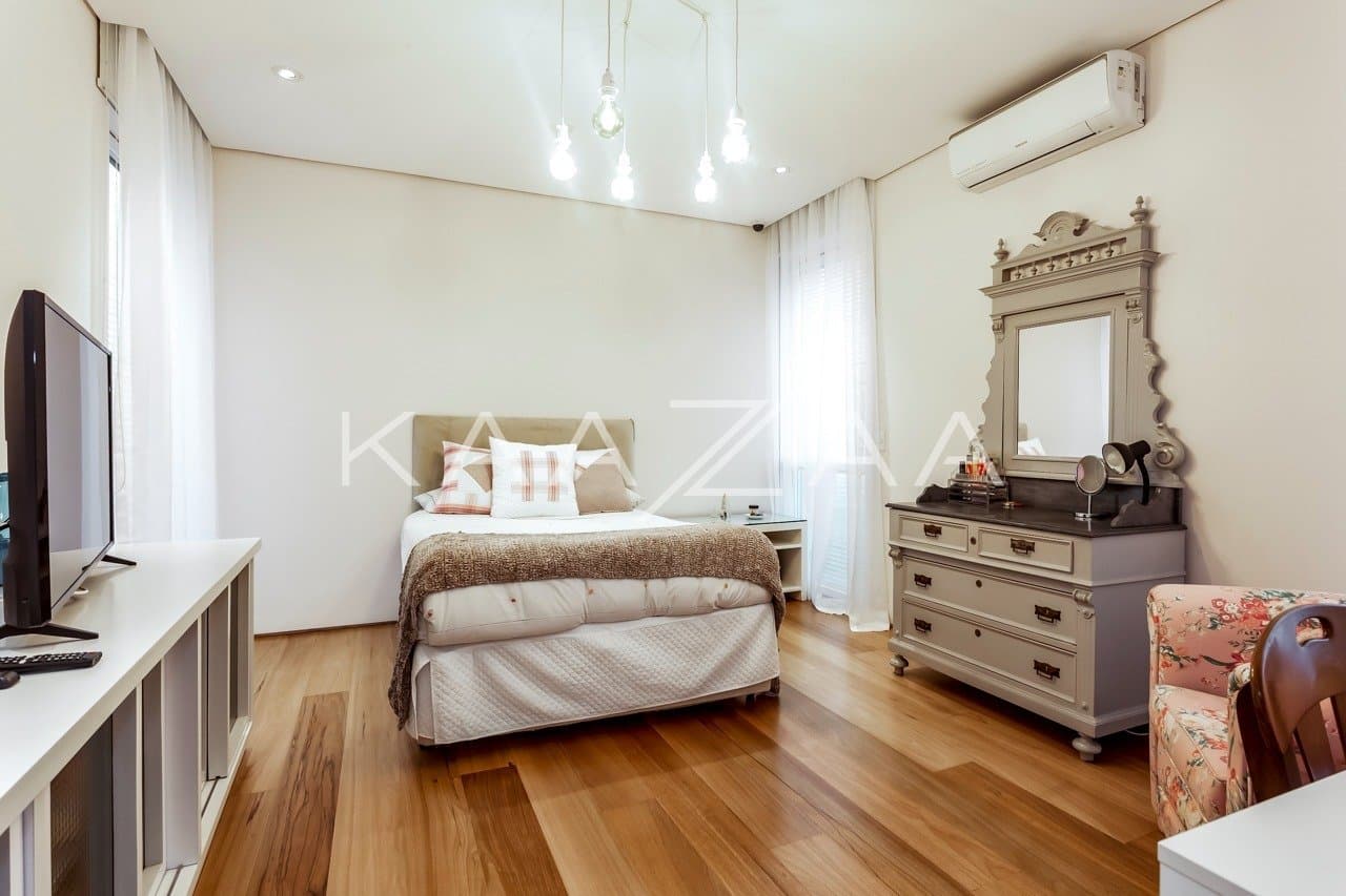 Casa super prática e bem construída. Muita luz natural e tranquilidade no Jardim Europa. - Foto 15