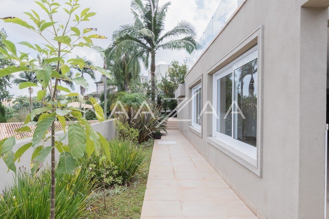 Clima tropical e vista aberta para o bairro. Casa incrível no Jardim Guedala. - Foto 31