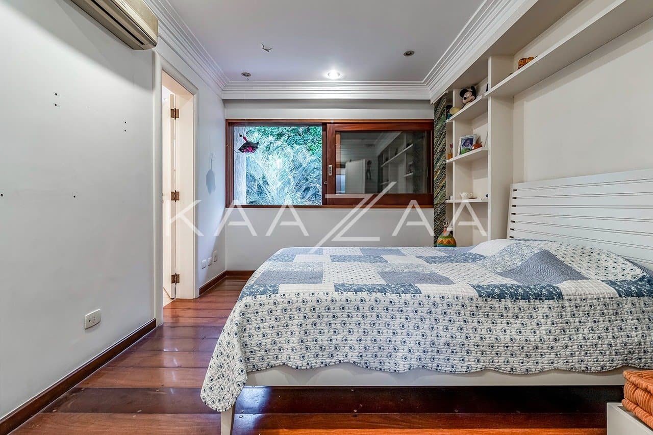 Uma casa rodeada de bom gosto, feita para renovar as energias. No Jardim Guedala. - Foto 23