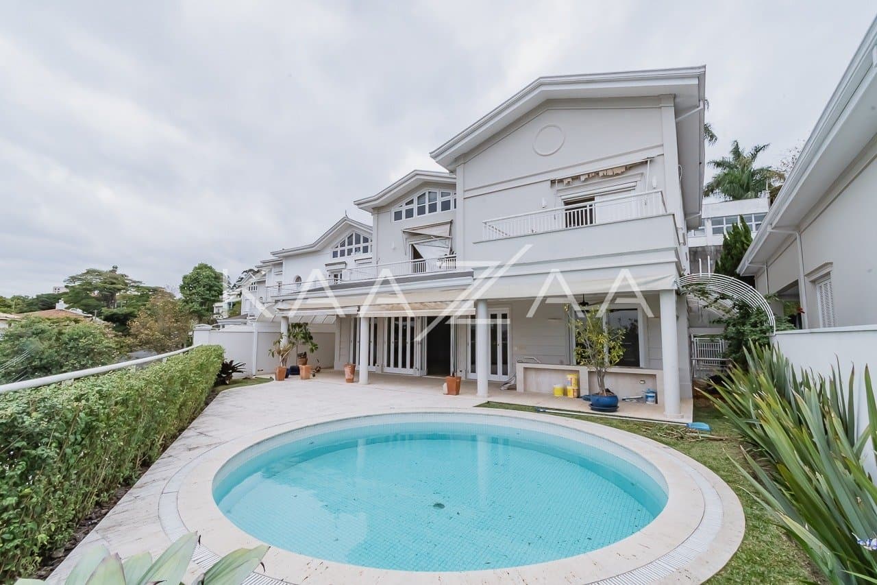 Espaços super amplos, muitos verdes e uma vista divina. Casa no estilo europeu, na Cidade Jardim. - Foto 1