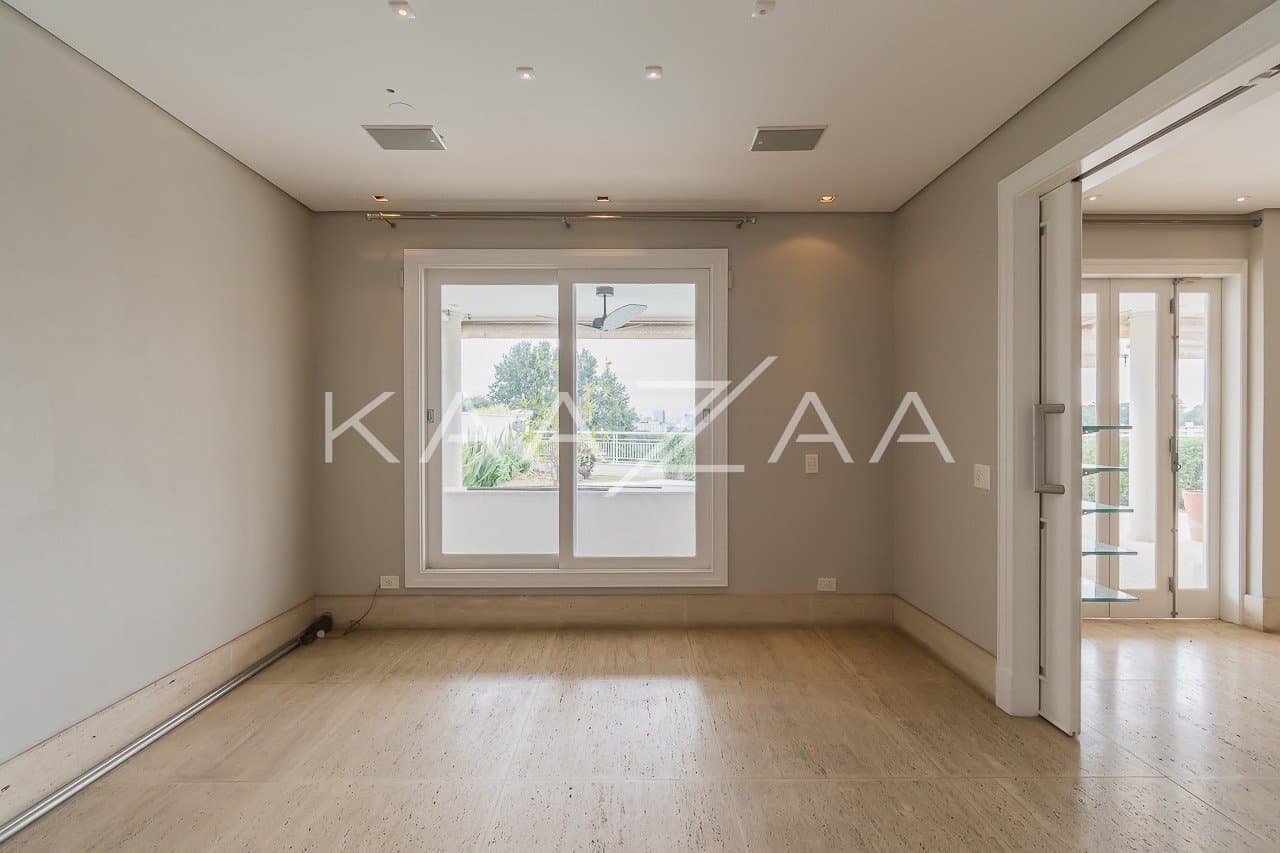 Espaços super amplos, muitos verdes e uma vista divina. Casa no estilo europeu, na Cidade Jardim. - Foto 7