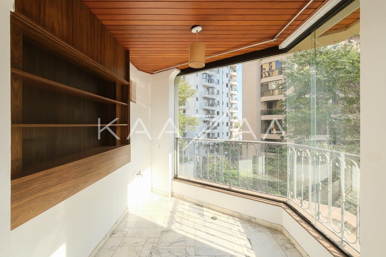 Arquitetura clássica e muita iluminação natural no Jardim Paulista. - Foto 3