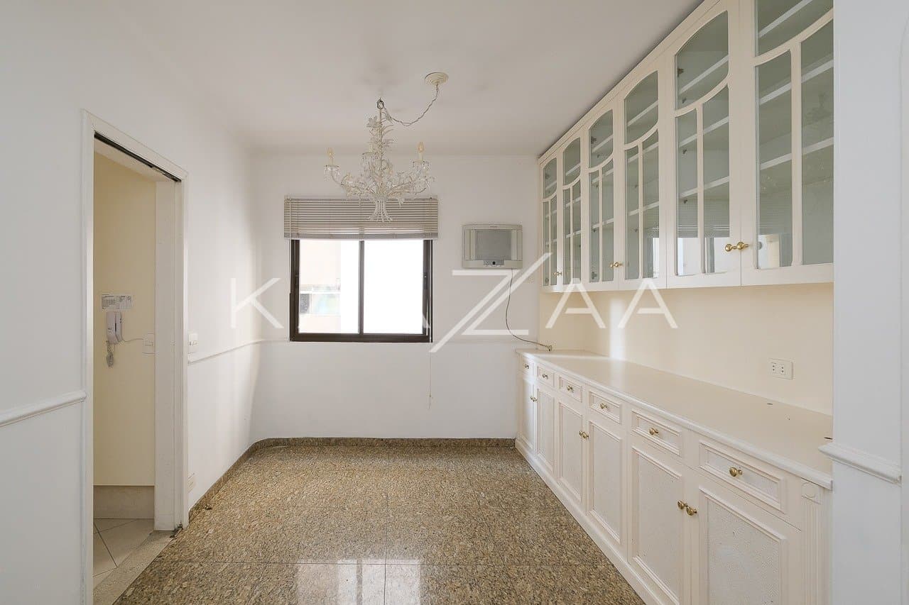 Arquitetura clássica e muita iluminação natural no Jardim Paulista. - Foto 8