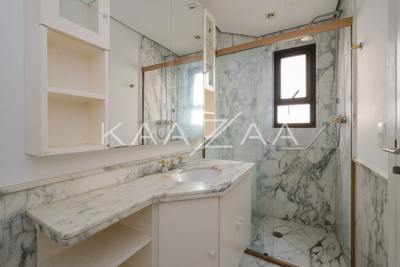 Arquitetura clássica e muita iluminação natural no Jardim Paulista. - Foto 15