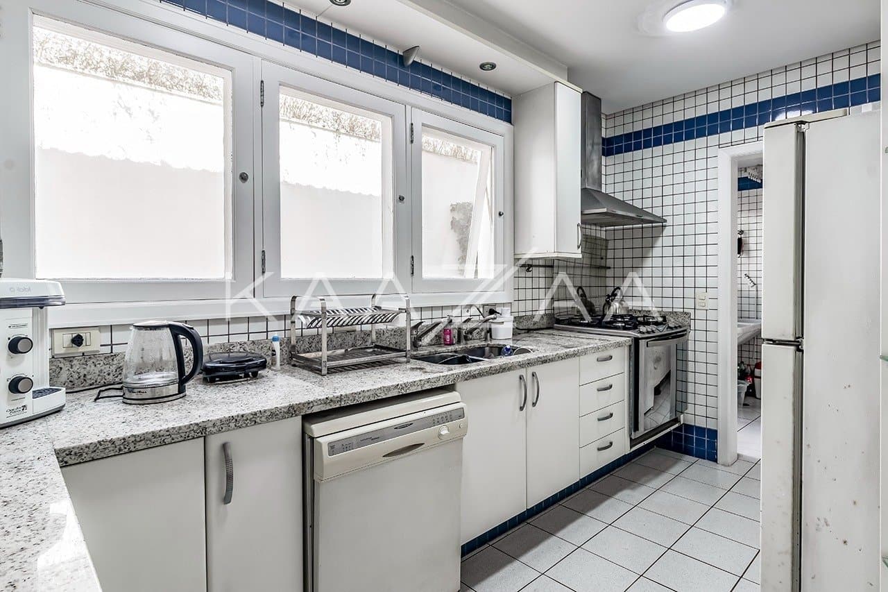 Clima tranquilo em condomínio rodeado de verdes. Casa na Cidade Jardim. - Foto 14