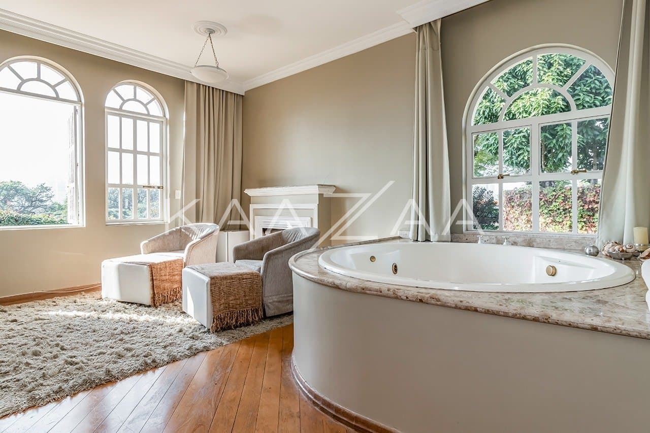 Deliciosa casa clássica, iluminada e ampla, no sossego da Cidade Jardim. - Foto 22