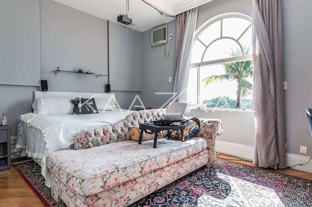 Deliciosa casa clássica, iluminada e ampla, no sossego da Cidade Jardim. - Foto 23