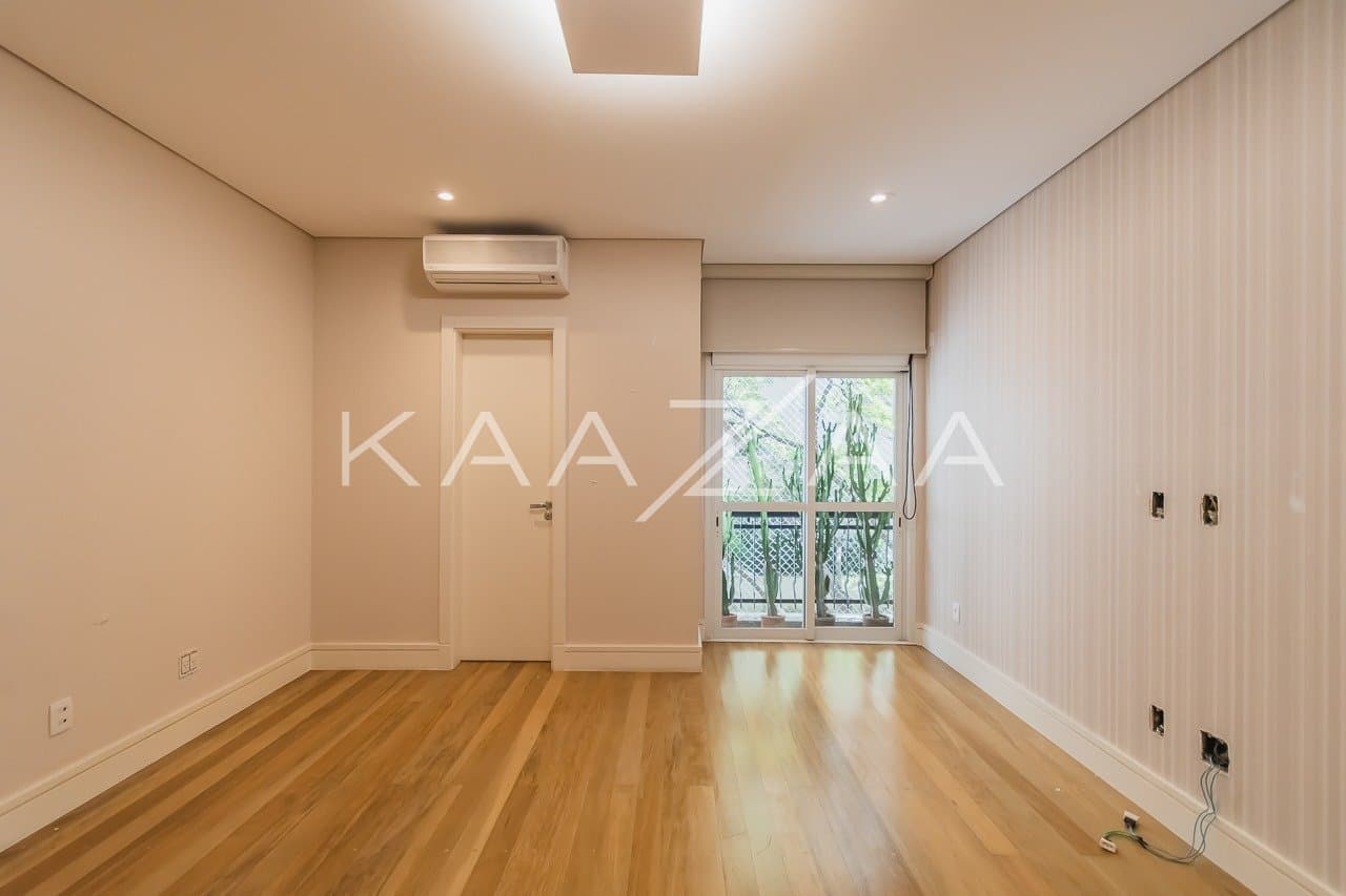 Amplitude e bem estar, neste apartamento com 5 suítes e 468m² em Moema. - Foto 19