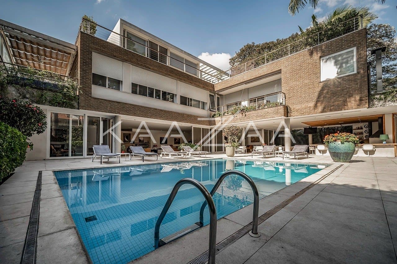 Clima tropical contemporâneo, nesta casa majestosa no Jardim Paulista. - Foto 1