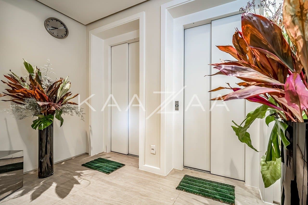 Apartamento Garden com ares de casa. Pé direito alto, elegância e modernidade em Pinheiros. - Foto 10