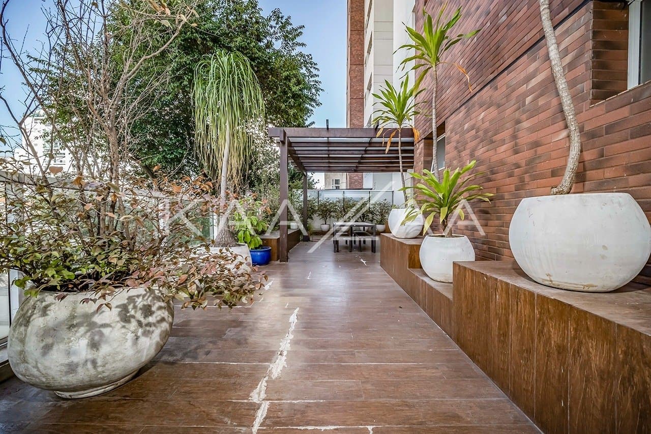Apartamento Garden com ares de casa. Pé direito alto, elegância e modernidade em Pinheiros. - Foto 18