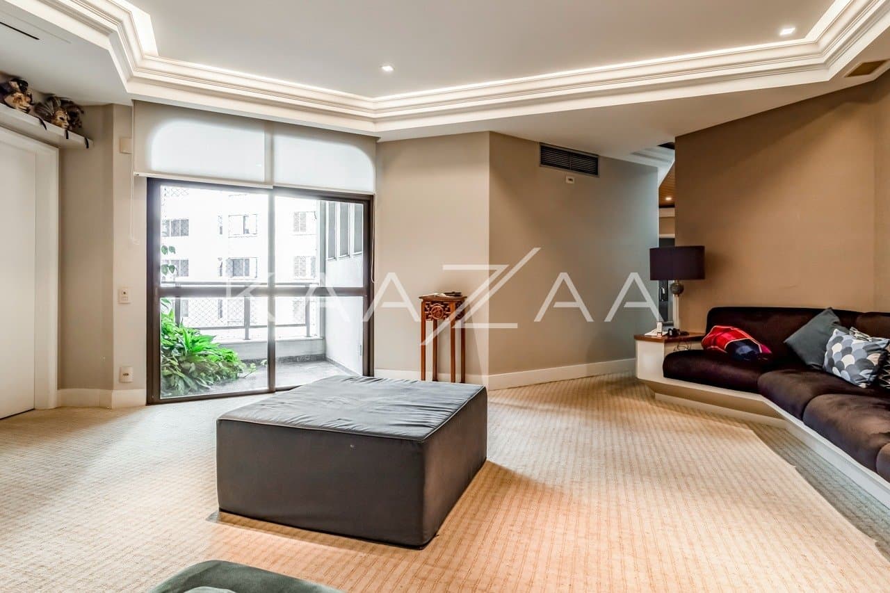 No coração dos Jardins, possibilidades se abrem em um apartamento nobre e funcional. - Foto 8