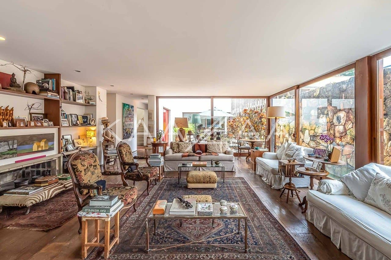 Casa apaixonante, que aproveita materiais naturais em seu projeto de ponta no Jardim Paulistano. - Foto 10