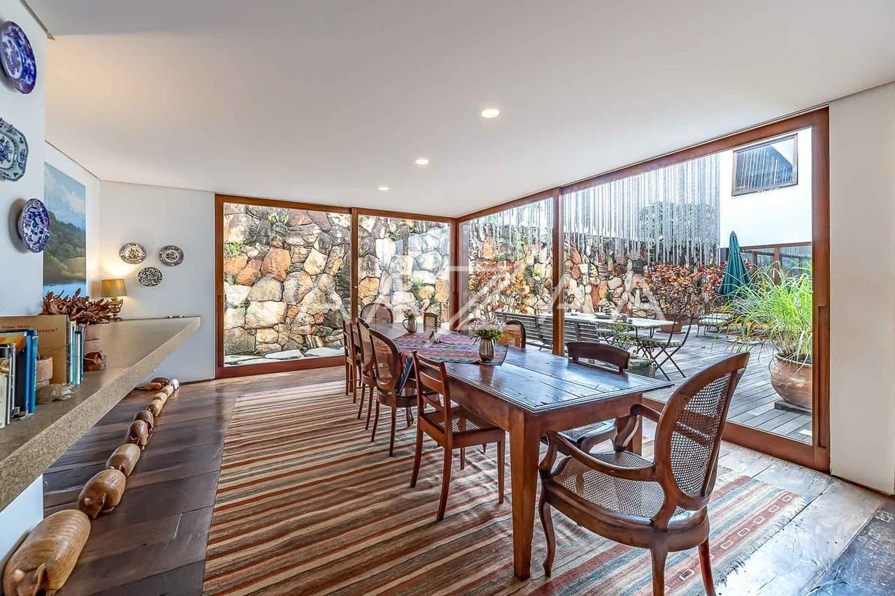 Casa apaixonante, que aproveita materiais naturais em seu projeto de ponta no Jardim Paulistano. - Foto 12