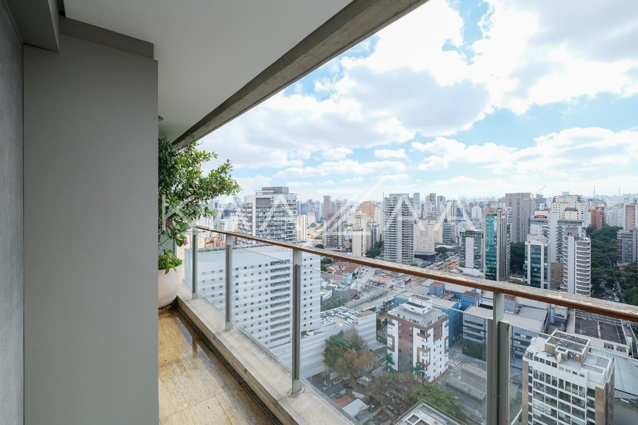 Fantástica cobertura na Vila Nova Conceição, com vista aberta e terraço delicioso. - Foto 13