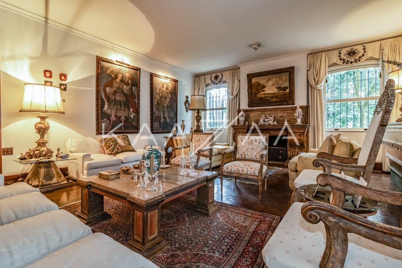 Casa clássica na Cidade Jardim com 4 suítes, piscina e terreno delicioso. - Foto 6