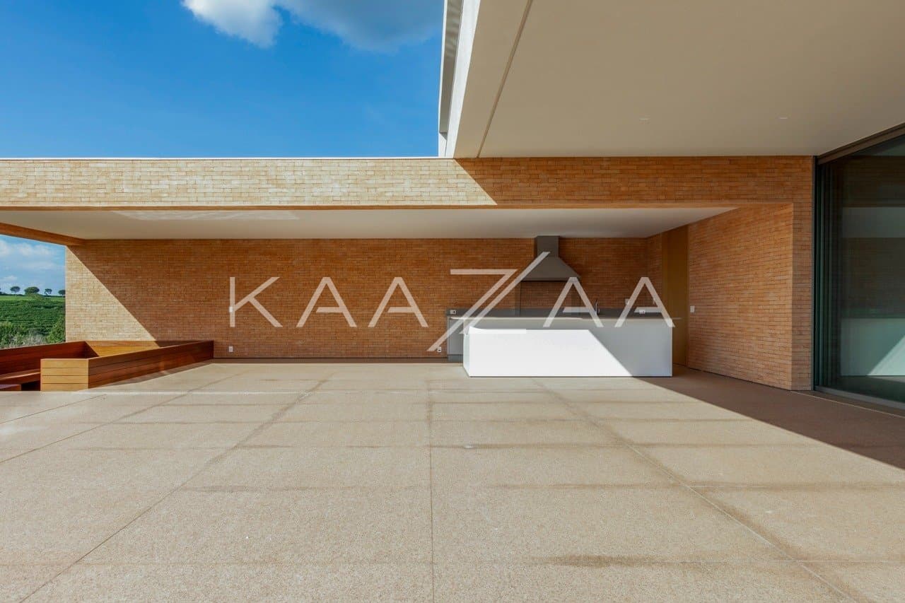 Casa com arquitetura de autor rodeada pela natureza na Quinta da Baroneza. - Foto 8