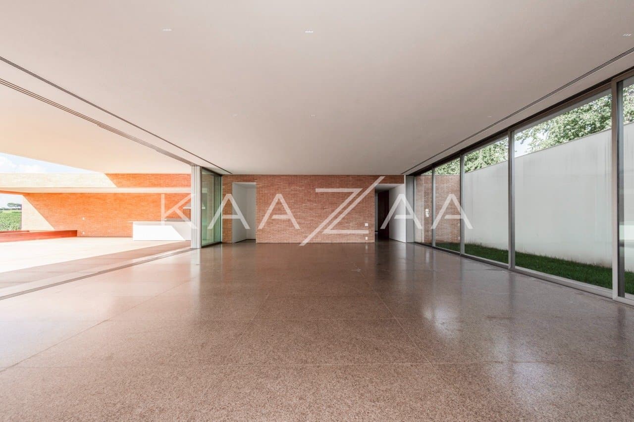 Casa com arquitetura de autor rodeada pela natureza na Quinta da Baroneza. - Foto 12