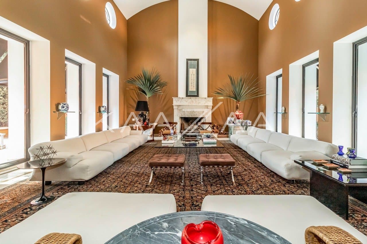 Casa deliciosa com lindo jardim e 4 suítes. Reformada, no Jardim Guedala. - Foto 9