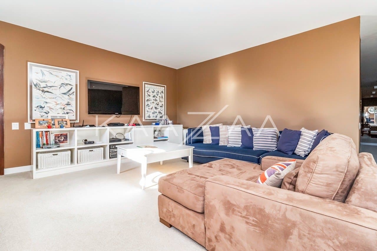 Casa deliciosa com lindo jardim e 4 suítes. Reformada, no Jardim Guedala. - Foto 29