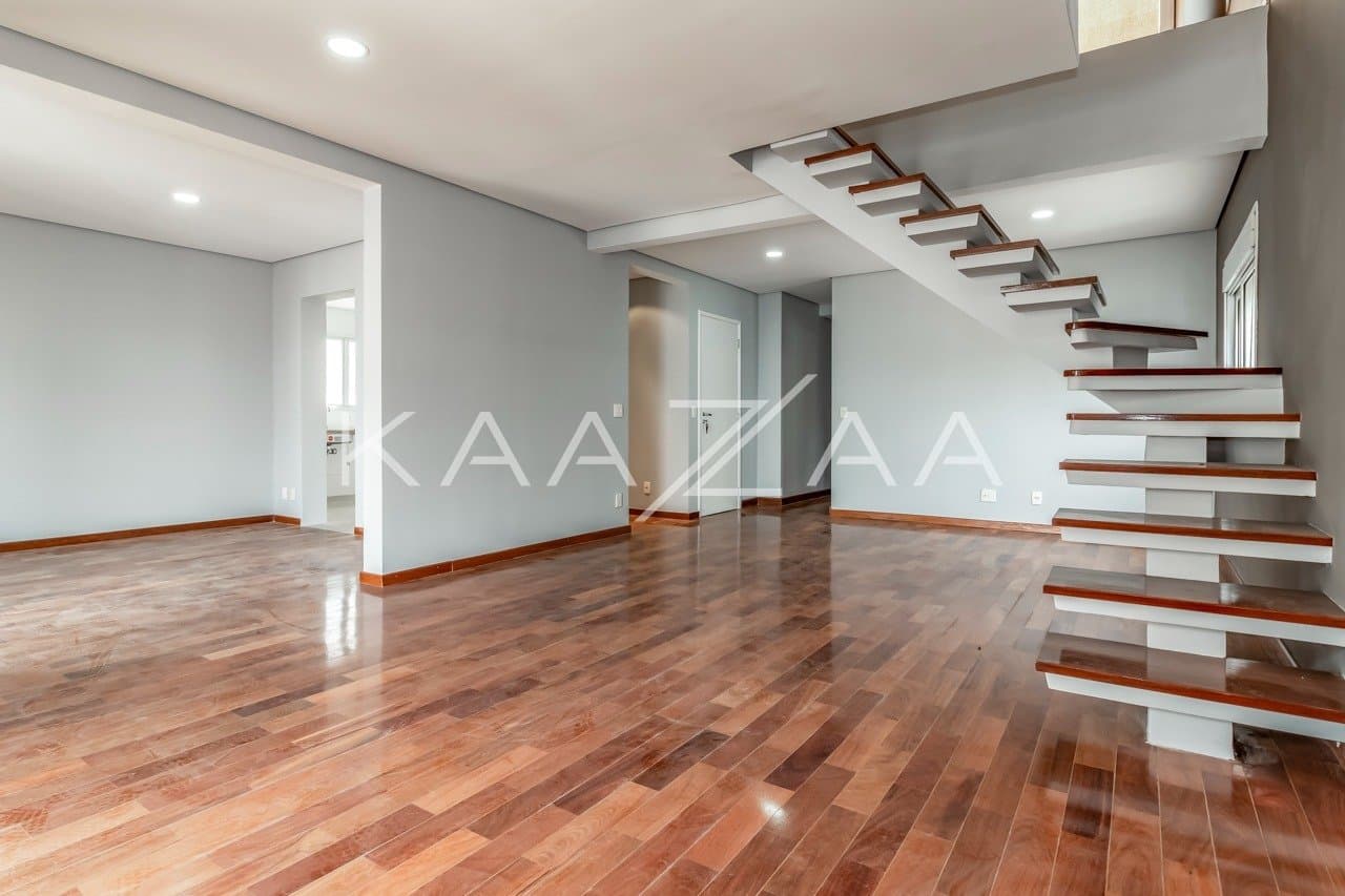 Reformada para te receber. Cobertura duplex com vista livre em Moema. - Foto 3