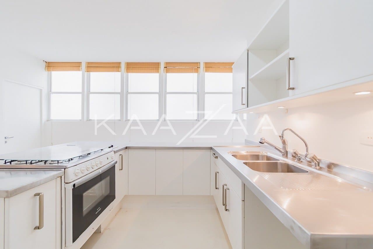 Em uma localização incrível no Jardins, venha viver neste apartamento em prédio icônico. - Foto 9